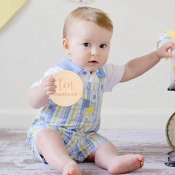 12 шт. деревянных ежемесячных контрольных знаков Baby Monthly Milestone Disc Круглых ежемесячных контрольных знаков Изображение 2