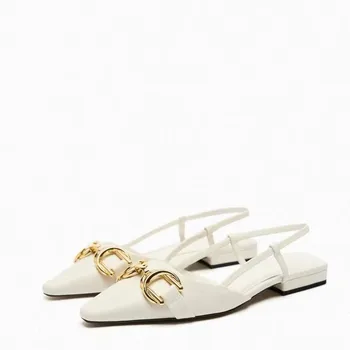 Женская обувь на плоской подошве TRAF ZA 2023, летние женские туфли-лодочки с острым носком, украшенные белым металлом, босоножки, модная обувь на низком каблуке