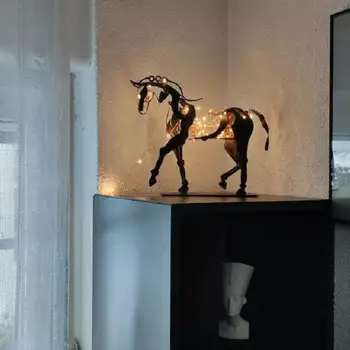Ночные светильники Скульптура лошади Адонис Изделия из металла Скульптура лошади Уникальный деревенский декор для дома/офиса