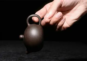 200 куб.см настоящего чайника yixing zisha black galaxy с отверстиями для заварки шариков ручной работы Изображение 2