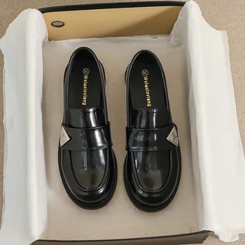 2023 Новые весенне-осенние лоферы, женская обувь на платформе, Черные вечерние туфли в британском стиле, ретро-женская обувь большого размера без застежки на плоской подошве